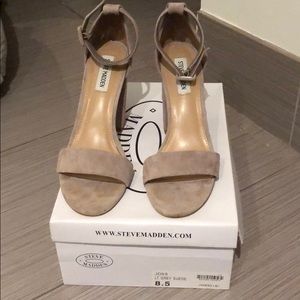 Steve Madden suede shoes size 8.5